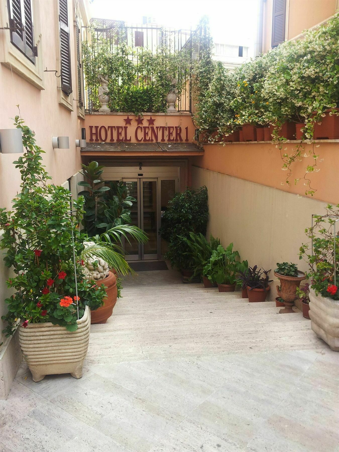 Hotel Center 2 Рим Екстериор снимка
